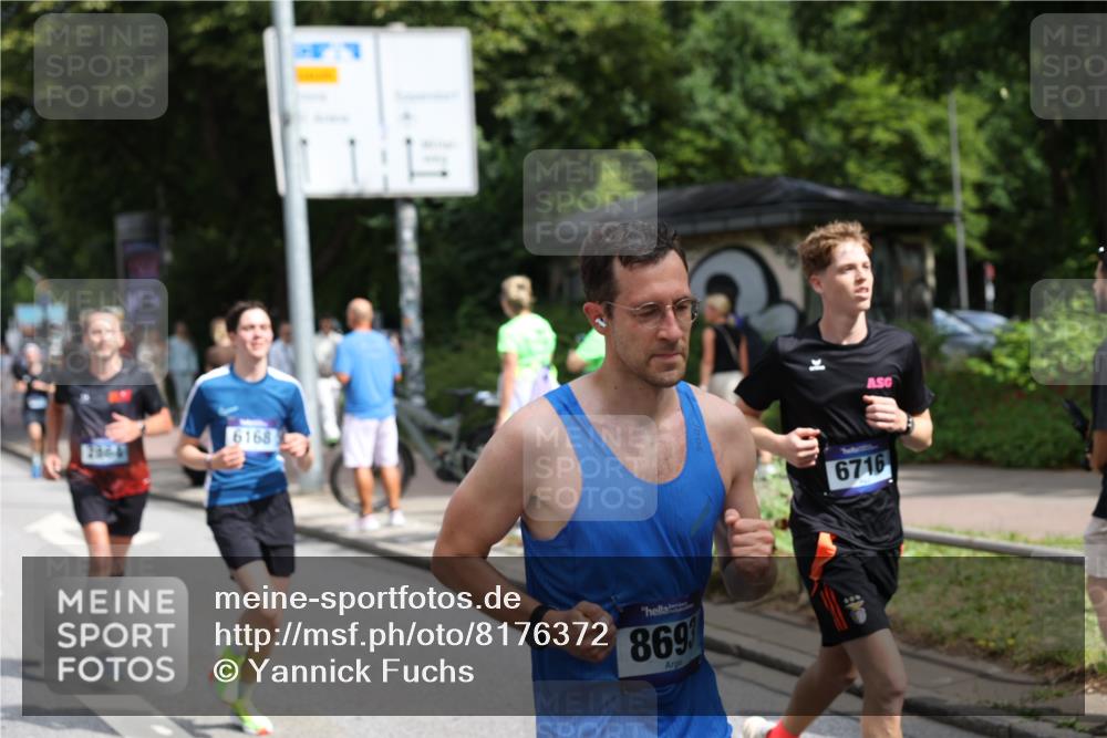 29.06.2025 - hella hamburg halbmarathon Yannick Fuchs http://msf.ph/oto/8176372 29.06.2025 10:41:51 20KM 51, 1460, 1592, 1604, 1613, 1696, 2284, 2839, 2864, 2869, 2953, 3976, 4093, 4377, 4528, 5022, 5650, 6009, 6134, 6168, 6716, 7962, 8693, 8852, 9626, 10969, 10988, 11021, 11283, 11518, 12679, 12685, 12706, 12724, 12870, 13672, 14618, 14619, 14730, 15333, 15350, 15478, 15479, 15973, 17172, 17229, 17451, 17743, 17846, 17905, 17915, 17979, 18104, 18430, 18758, 18856, 18922, 18974, 19127, 19181 meine-sportfotos.de