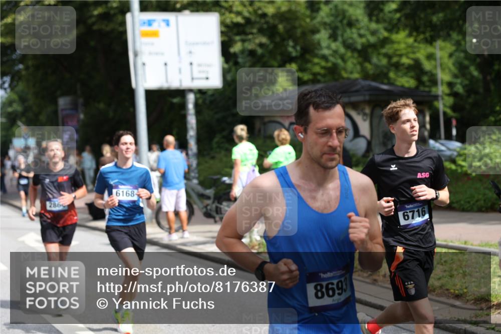 29.06.2025 - hella hamburg halbmarathon Yannick Fuchs http://msf.ph/oto/8176387 29.06.2025 10:41:51 20KM 51, 1460, 1592, 1604, 1613, 1696, 2284, 2839, 2864, 2869, 2953, 3976, 4093, 4377, 4528, 5022, 5650, 6009, 6134, 6168, 6716, 7962, 8693, 8852, 9626, 10969, 10988, 11021, 11283, 11518, 12679, 12685, 12706, 12724, 12870, 13672, 14618, 14619, 14730, 15333, 15350, 15478, 15479, 15973, 17172, 17229, 17451, 17743, 17846, 17905, 17915, 17979, 18104, 18430, 18758, 18856, 18922, 18974, 19127, 19181 meine-sportfotos.de