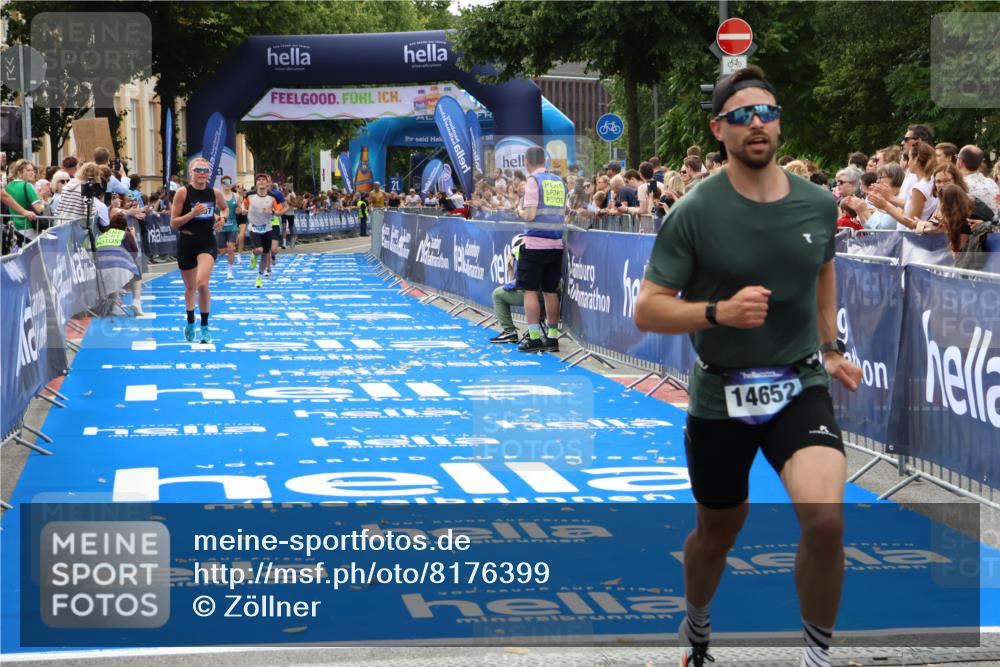 29.06.2025 - hella hamburg halbmarathon Zöllner http://msf.ph/oto/8176399 29.06.2025 10:27:17 Ziel 9097, 15583, 18037, 18124 meine-sportfotos.de