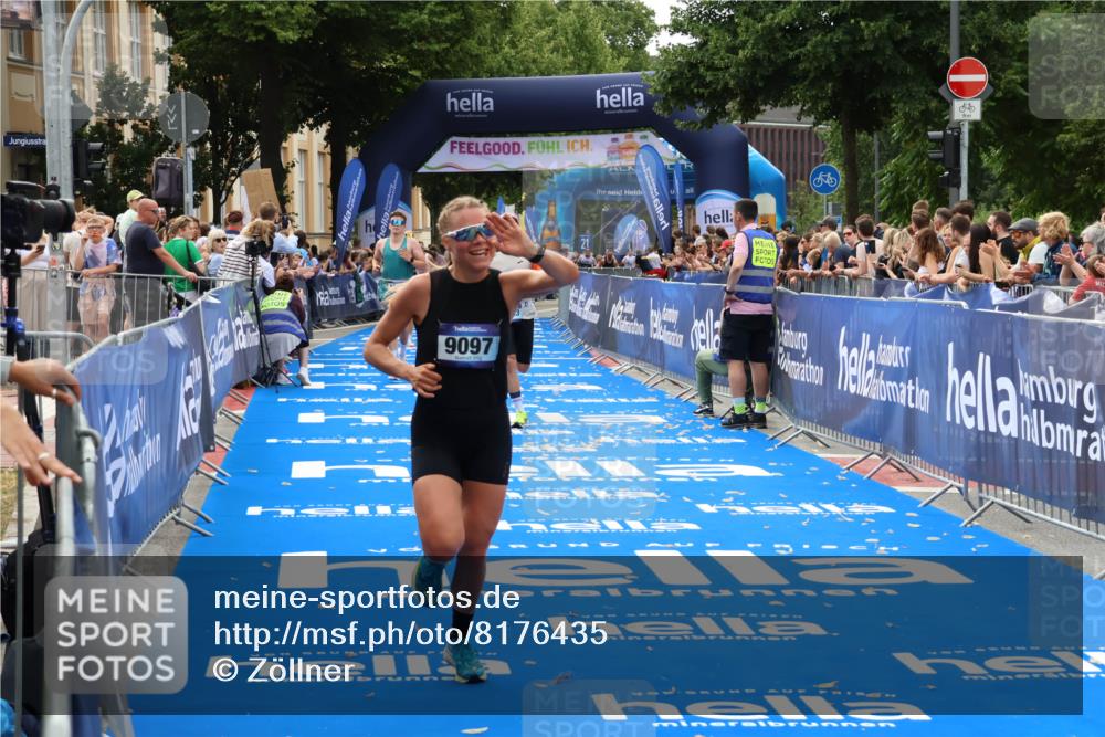 29.06.2025 - hella hamburg halbmarathon Zöllner http://msf.ph/oto/8176435 29.06.2025 10:27:20 Ziel 9097, 15136, 15583, 18037, 18124 meine-sportfotos.de