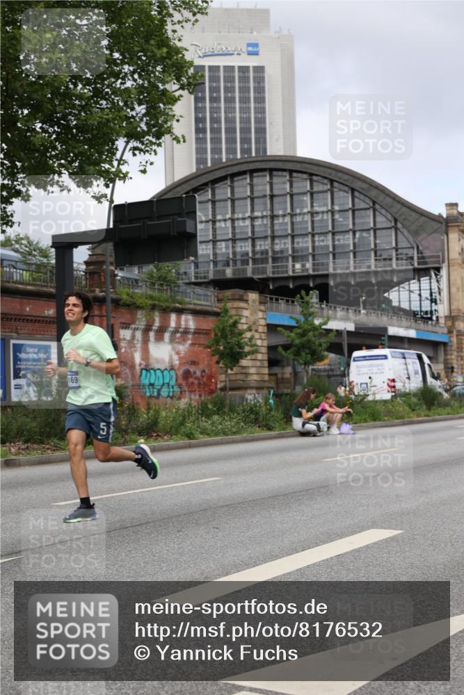 29.06.2025 - hella hamburg halbmarathon Yannick Fuchs http://msf.ph/oto/8176532 29.06.2025 10:27:31 20KM 1707, 1990, 4463, 6358, 7845, 7965, 8062, 10876, 11150, 11169, 11745, 11877, 12899, 12987, 13199, 13686, 13961, 14028, 14276, 14293, 14908, 15054, 16425, 16619, 16957, 18135, 18562, 18563 meine-sportfotos.de