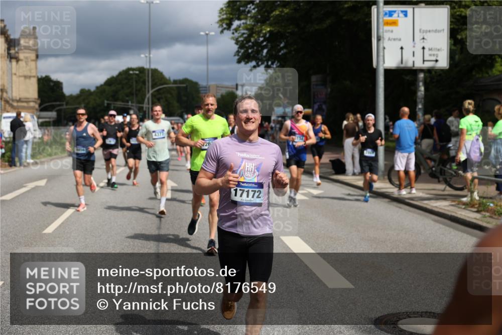 29.06.2025 - hella hamburg halbmarathon Yannick Fuchs http://msf.ph/oto/8176549 29.06.2025 10:41:55 20KM 51, 1592, 1604, 1613, 1696, 2284, 2708, 2839, 2864, 2869, 2953, 3976, 4093, 4377, 4528, 5022, 6009, 6134, 6168, 6716, 7599, 7962, 8234, 8693, 8852, 9544, 9626, 10969, 10988, 11283, 11518, 12679, 12685, 12706, 12870, 13672, 14618, 14619, 14730, 15333, 15350, 15478, 15479, 17172, 17451, 17905, 17915, 17979, 18104, 18430, 18758, 18856, 18922, 18974, 19127, 19181 meine-sportfotos.de