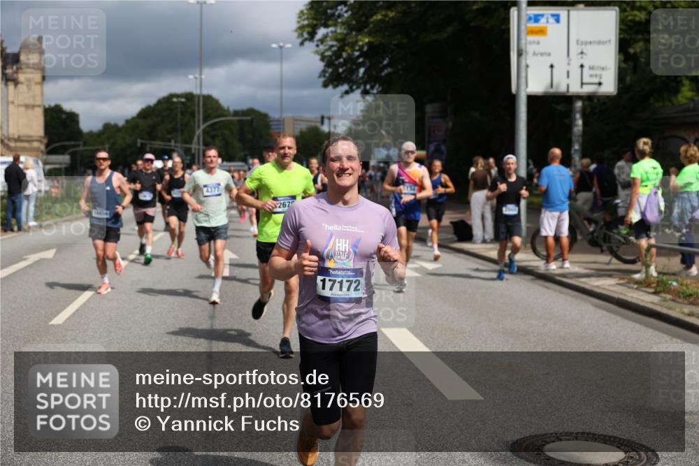 29.06.2025 - hella hamburg halbmarathon Yannick Fuchs http://msf.ph/oto/8176569 29.06.2025 10:41:55 20KM 51, 1592, 1604, 1613, 1696, 2284, 2708, 2839, 2864, 2869, 2953, 3976, 4093, 4377, 4528, 5022, 6009, 6134, 6168, 6716, 7599, 7962, 8234, 8693, 8852, 9544, 9626, 10969, 10988, 11283, 11518, 12679, 12685, 12706, 12870, 13672, 14618, 14619, 14730, 15333, 15350, 15478, 15479, 17172, 17451, 17905, 17915, 17979, 18104, 18430, 18758, 18856, 18922, 18974, 19127, 19181 meine-sportfotos.de