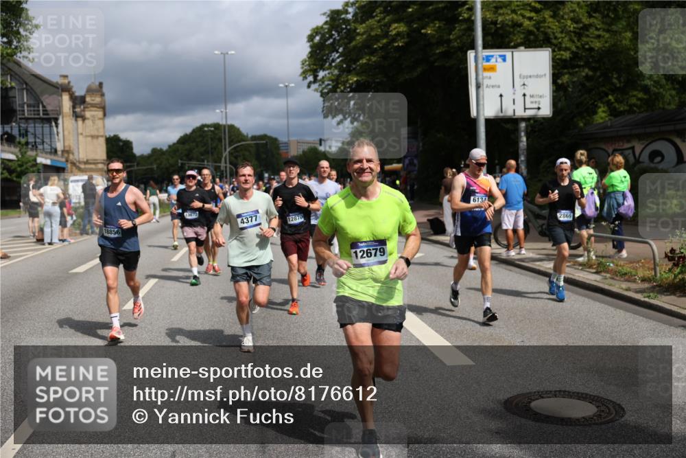 29.06.2025 - hella hamburg halbmarathon Yannick Fuchs http://msf.ph/oto/8176612 29.06.2025 10:41:56 20KM 51, 1592, 1604, 1613, 1696, 2284, 2708, 2839, 2864, 2869, 2953, 3976, 4377, 4528, 5022, 6009, 6134, 6168, 6716, 7599, 7962, 8234, 8693, 9544, 9626, 10969, 10988, 11283, 12679, 12685, 12870, 13672, 14618, 14619, 14730, 15333, 15350, 15478, 15479, 17172, 17451, 17905, 17915, 17979, 18104, 18430, 18758, 18856, 18922, 18974, 19181 meine-sportfotos.de