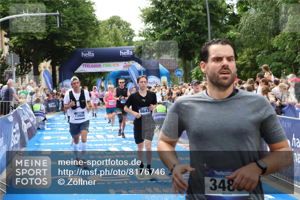 29.06.2025 - hella hamburg halbmarathon Zöllner http://msf.ph/oto/8176746 29.06.2025 10:38:03 Ziel 3480, 3530, 7229, 8091, 9643, 9944, 10793, 11049, 11952, 12915, 13900, 14274, 15303, 16698 meine-sportfotos.de