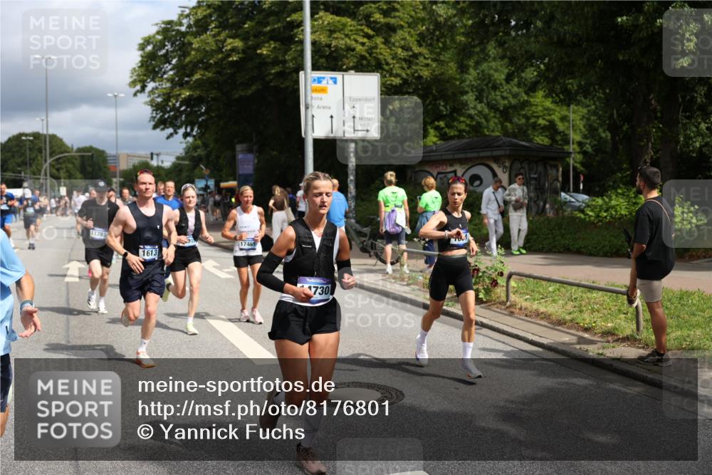 29.06.2025 - hella hamburg halbmarathon Yannick Fuchs http://msf.ph/oto/8176801 29.06.2025 10:42:00 20KM 51, 1604, 1613, 1696, 2284, 2708, 2839, 2869, 2953, 3976, 4377, 4528, 4601, 5022, 6009, 6134, 7599, 7962, 8234, 8927, 9544, 9626, 10969, 10988, 11283, 12679, 12685, 12870, 13007, 13672, 13948, 14383, 14618, 14619, 14730, 15333, 15350, 15478, 15479, 17172, 17451, 17905, 17915, 17979, 18104, 18430, 18758, 18856, 18922, 18974, 19181 meine-sportfotos.de