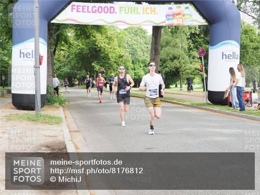 29.06.2025 - hella hamburg halbmarathon MichiJ http://msf.ph/oto/8176812 29.06.2025 10:16:34 Zwischen KM18-KM19 17258 meine-sportfotos.de
