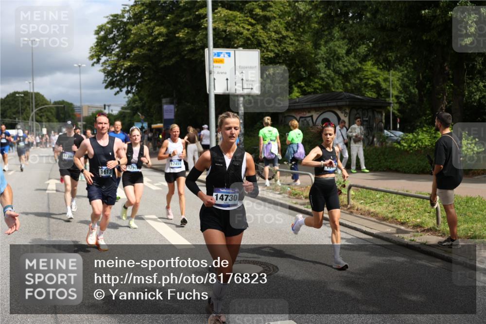 29.06.2025 - hella hamburg halbmarathon Yannick Fuchs http://msf.ph/oto/8176823 29.06.2025 10:42:00 20KM 51, 1604, 1613, 1696, 2284, 2708, 2839, 2869, 2953, 3976, 4377, 4528, 4601, 5022, 6009, 6134, 7599, 7962, 8234, 8927, 9544, 9626, 10969, 10988, 11283, 12679, 12685, 12870, 13007, 13672, 13948, 14383, 14618, 14619, 14730, 15333, 15350, 15478, 15479, 17172, 17451, 17905, 17915, 17979, 18104, 18430, 18758, 18856, 18922, 18974, 19181 meine-sportfotos.de