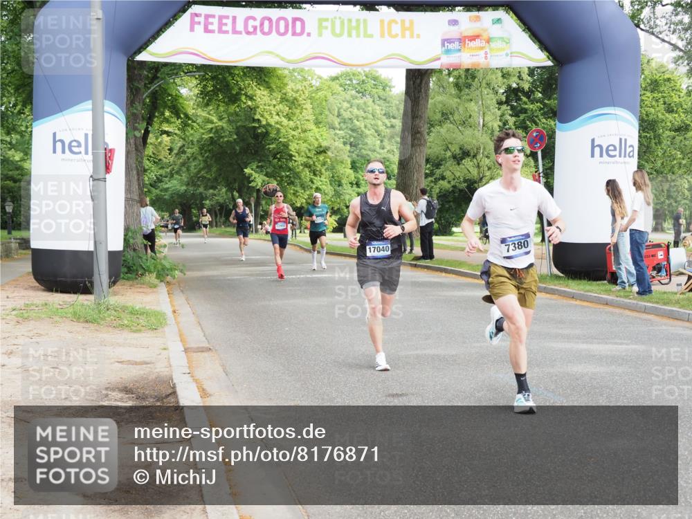 29.06.2025 - hella hamburg halbmarathon MichiJ http://msf.ph/oto/8176871 29.06.2025 10:16:35 Zwischen KM18-KM19 7380, 17258 meine-sportfotos.de