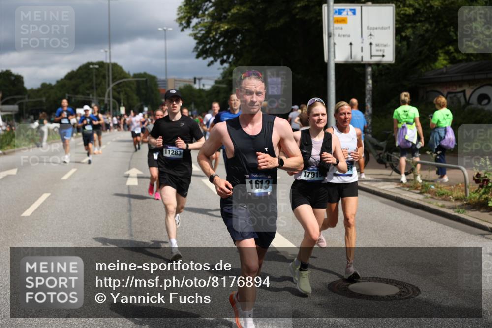 29.06.2025 - hella hamburg halbmarathon Yannick Fuchs http://msf.ph/oto/8176894 29.06.2025 10:42:01 20KM 51, 1604, 1613, 1696, 2213, 2284, 2708, 2839, 2869, 2953, 3976, 4377, 4528, 4601, 5022, 5528, 6009, 6134, 7599, 8234, 8927, 9544, 9626, 10969, 10988, 11283, 11961, 12679, 12685, 12870, 13007, 13672, 13948, 14383, 14618, 14619, 14730, 15333, 15350, 15478, 15479, 17172, 17451, 17905, 17915, 17979, 18104, 18430, 18758, 18856, 18922, 18974, 19181 meine-sportfotos.de