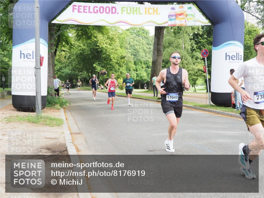 29.06.2025 - hella hamburg halbmarathon MichiJ http://msf.ph/oto/8176919 29.06.2025 10:16:35 Zwischen KM18-KM19 7380, 17258 meine-sportfotos.de