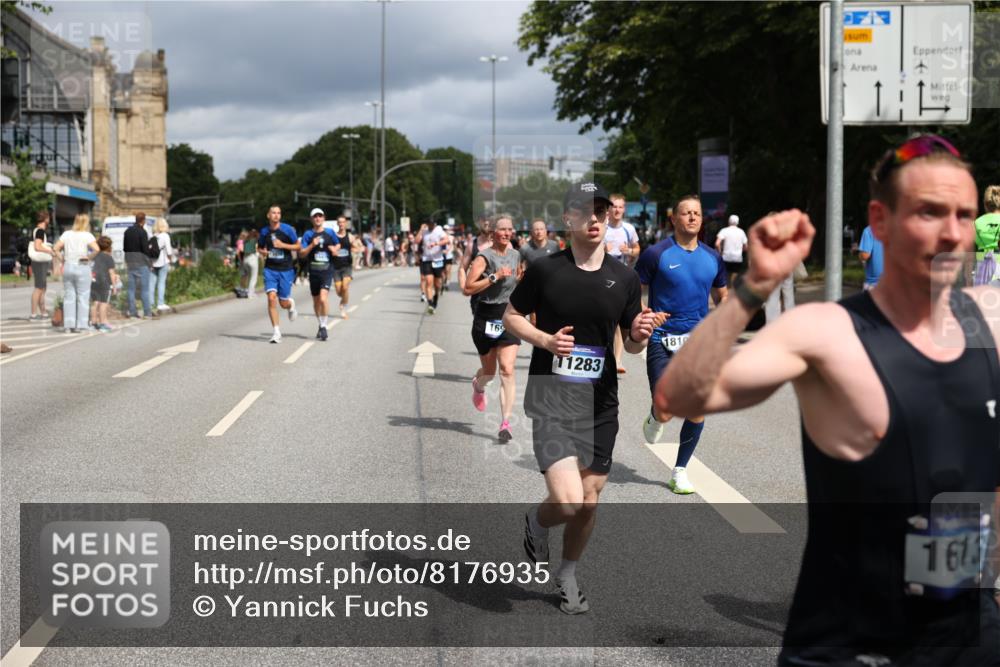 29.06.2025 - hella hamburg halbmarathon Yannick Fuchs http://msf.ph/oto/8176935 29.06.2025 10:42:01 20KM 51, 1604, 1613, 1696, 2213, 2284, 2708, 2839, 2869, 2953, 3976, 4377, 4528, 4601, 5022, 5528, 6009, 6134, 7599, 8234, 8927, 9544, 9626, 10969, 10988, 11283, 11961, 12679, 12685, 12870, 13007, 13672, 13948, 14383, 14618, 14619, 14730, 15333, 15350, 15478, 15479, 17172, 17451, 17905, 17915, 17979, 18104, 18430, 18758, 18856, 18922, 18974, 19181 meine-sportfotos.de