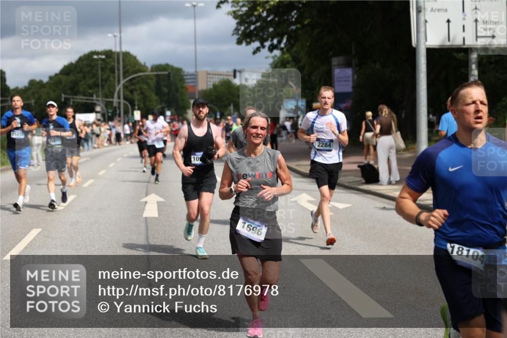 29.06.2025 - hella hamburg halbmarathon Yannick Fuchs http://msf.ph/oto/8176978 29.06.2025 10:42:02 20KM 1604, 1613, 1696, 2213, 2284, 2340, 2708, 2839, 2869, 2953, 3976, 4377, 4528, 4601, 5022, 5528, 6009, 6134, 6836, 7599, 8234, 8927, 9544, 9626, 10969, 10988, 11283, 11961, 12679, 12685, 12870, 13007, 13672, 13948, 14383, 14618, 14619, 14730, 15333, 15478, 15479, 16205, 17172, 17451, 17905, 17915, 17979, 18104, 18430, 18758, 18856, 18922, 18974, 19181 meine-sportfotos.de