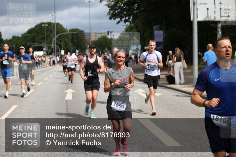 29.06.2025 - hella hamburg halbmarathon Yannick Fuchs http://msf.ph/oto/8176993 29.06.2025 10:42:02 20KM 1604, 1613, 1696, 2213, 2284, 2340, 2708, 2839, 2869, 2953, 3976, 4377, 4528, 4601, 5022, 5528, 6009, 6134, 6836, 7599, 8234, 8927, 9544, 9626, 10969, 10988, 11283, 11961, 12679, 12685, 12870, 13007, 13672, 13948, 14383, 14618, 14619, 14730, 15333, 15478, 15479, 16205, 17172, 17451, 17905, 17915, 17979, 18104, 18430, 18758, 18856, 18922, 18974, 19181 meine-sportfotos.de