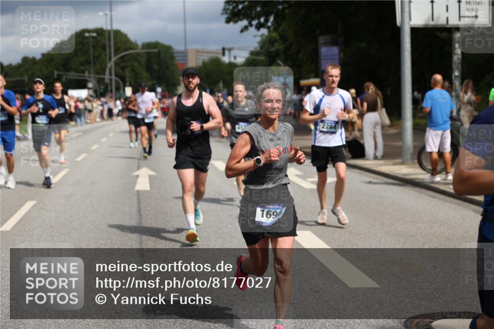 29.06.2025 - hella hamburg halbmarathon Yannick Fuchs http://msf.ph/oto/8177027 29.06.2025 10:42:03 20KM 1604, 1613, 1696, 2213, 2284, 2340, 2708, 2839, 2869, 2953, 3976, 4377, 4528, 4601, 5022, 5024, 5528, 5915, 6009, 6134, 6836, 7599, 8234, 8927, 9262, 9544, 9626, 10969, 10988, 11283, 11961, 12679, 12685, 12870, 13007, 13672, 13948, 14383, 14618, 14619, 14730, 15333, 15478, 15479, 15808, 16205, 17451, 17905, 17915, 17979, 18104, 18430, 18758, 18856, 18922, 18963, 18974, 19181 meine-sportfotos.de