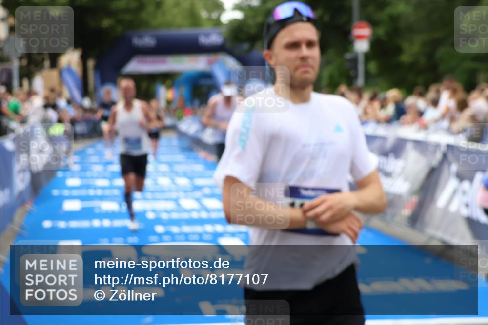 29.06.2025 - hella hamburg halbmarathon Zöllner http://msf.ph/oto/8177107 29.06.2025 10:27:45 Ziel 1122, 5367, 8731, 10655, 17893, 18832 meine-sportfotos.de