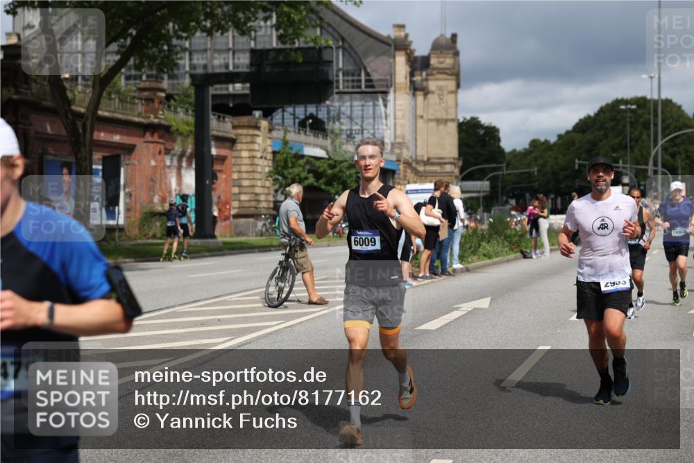29.06.2025 - hella hamburg halbmarathon Yannick Fuchs http://msf.ph/oto/8177162 29.06.2025 10:42:06 20KM 1604, 1613, 1696, 2213, 2284, 2340, 2708, 2953, 4528, 4601, 5022, 5024, 5528, 5915, 6009, 6836, 7599, 8234, 8927, 9262, 9544, 9626, 10969, 10988, 11211, 11283, 11961, 12685, 12870, 13007, 13672, 13948, 14383, 14618, 14619, 14730, 15309, 15333, 15478, 15479, 15808, 16205, 17451, 17905, 17915, 17979, 18104, 18206, 18430, 18758, 18836, 18922, 18963, 18974, 19181 meine-sportfotos.de