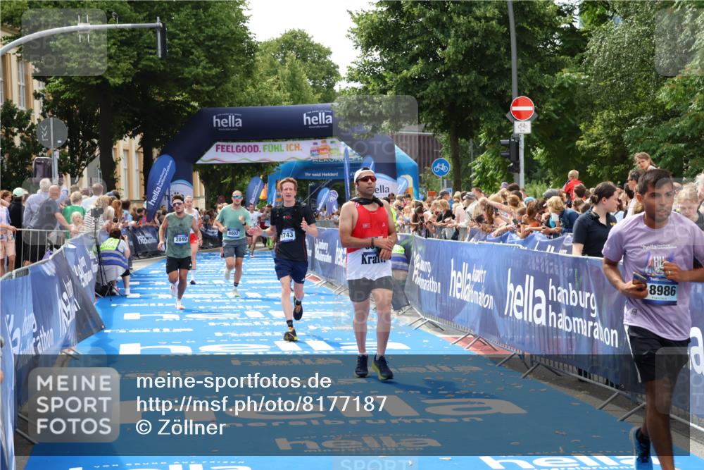 29.06.2025 - hella hamburg halbmarathon Zöllner http://msf.ph/oto/8177187 29.06.2025 10:38:18 Ziel 1688, 2849, 5091, 6095, 7743, 8002, 14688, 18584, 18986 meine-sportfotos.de