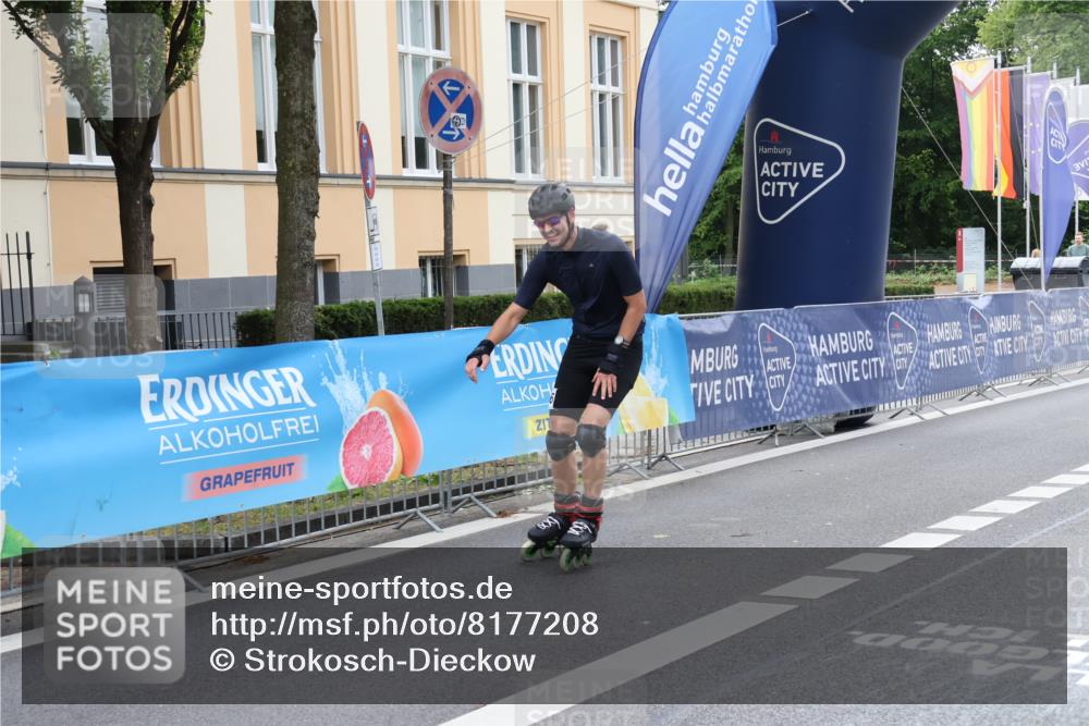 29.06.2025 - hella hamburg halbmarathon Strokosch-Dieckow http://msf.ph/oto/8177208 29.06.2025 09:18:52 Ziel 20136, 20235, 20346, 20460 meine-sportfotos.de