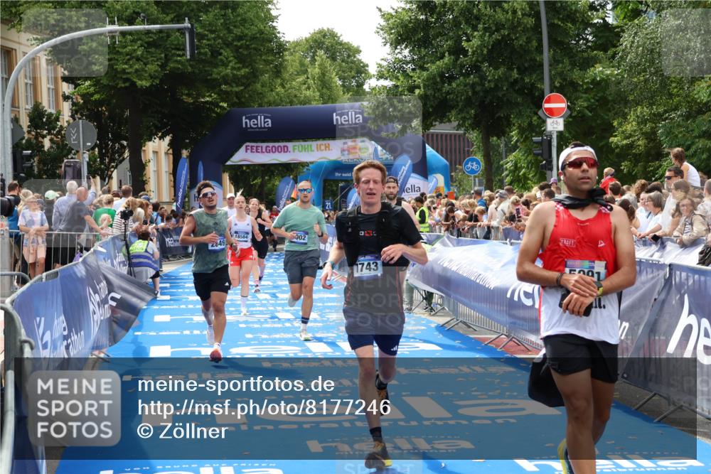 29.06.2025 - hella hamburg halbmarathon Zöllner http://msf.ph/oto/8177246 29.06.2025 10:38:20 Ziel 1042, 1688, 2849, 5091, 6095, 7743, 8002, 14688, 18584 meine-sportfotos.de