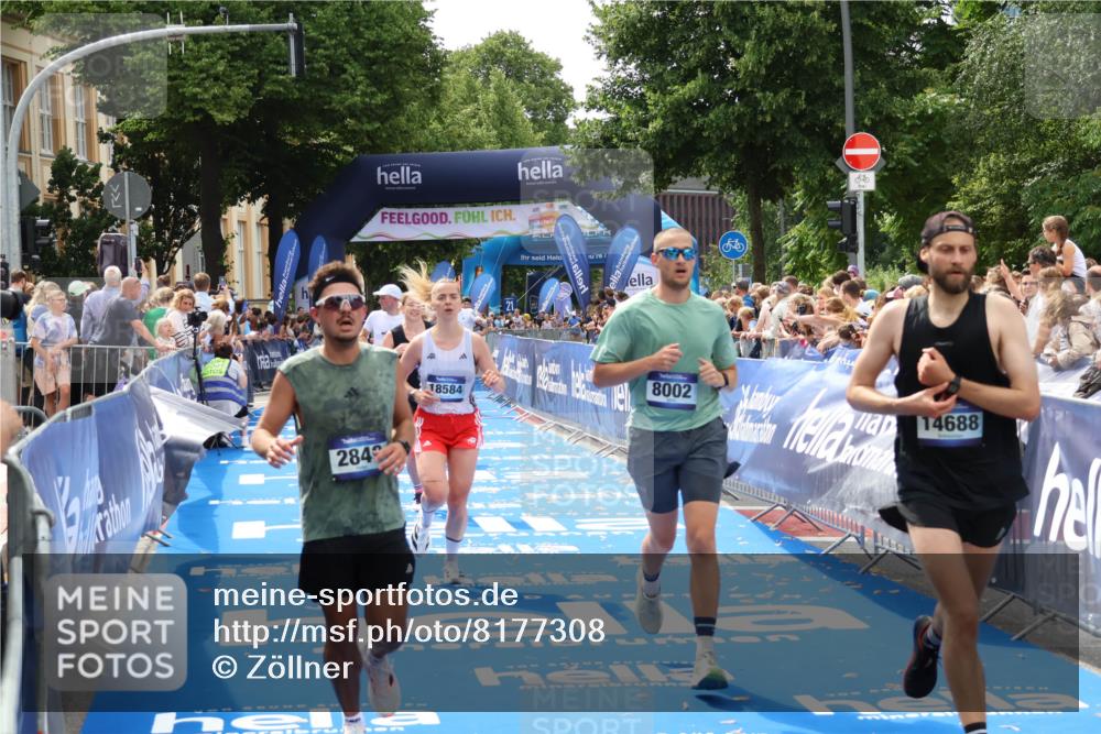 29.06.2025 - hella hamburg halbmarathon Zöllner http://msf.ph/oto/8177308 29.06.2025 10:38:22 Ziel 1042, 1688, 2849, 3431, 6095, 7110, 8002, 14688, 18584 meine-sportfotos.de