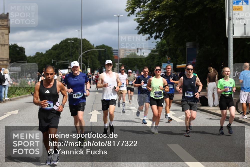 29.06.2025 - hella hamburg halbmarathon Yannick Fuchs http://msf.ph/oto/8177322 29.06.2025 10:42:09 20KM 1320, 1613, 1696, 2213, 2284, 2340, 2708, 2953, 3747, 4324, 4528, 4601, 5024, 5362, 5528, 5915, 6009, 6836, 7599, 8234, 8927, 9262, 9544, 9626, 10969, 11211, 11283, 11961, 12685, 13007, 13948, 14383, 14618, 14619, 15309, 15333, 15478, 15479, 15735, 15808, 16149, 16205, 17451, 17905, 18104, 18206, 18430, 18758, 18836, 18922, 18963, 18974, 19181 meine-sportfotos.de
