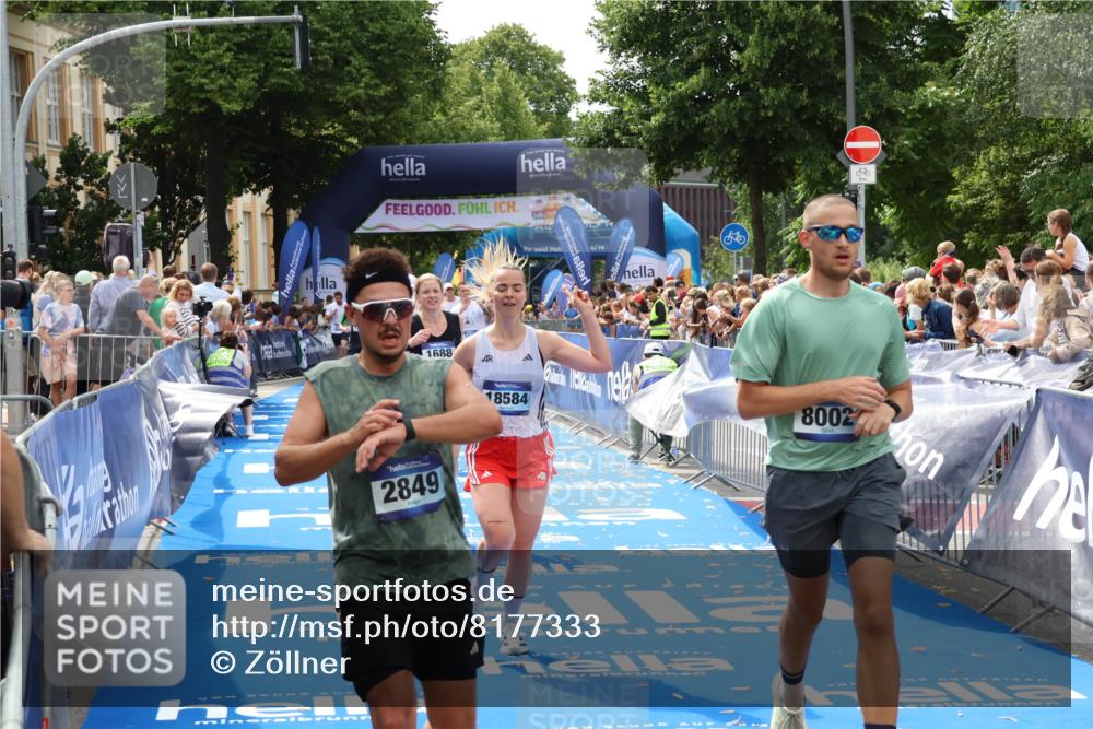 29.06.2025 - hella hamburg halbmarathon Zöllner http://msf.ph/oto/8177333 29.06.2025 10:38:22 Ziel 1042, 1688, 2849, 3431, 6095, 7110, 8002, 14688, 18584 meine-sportfotos.de