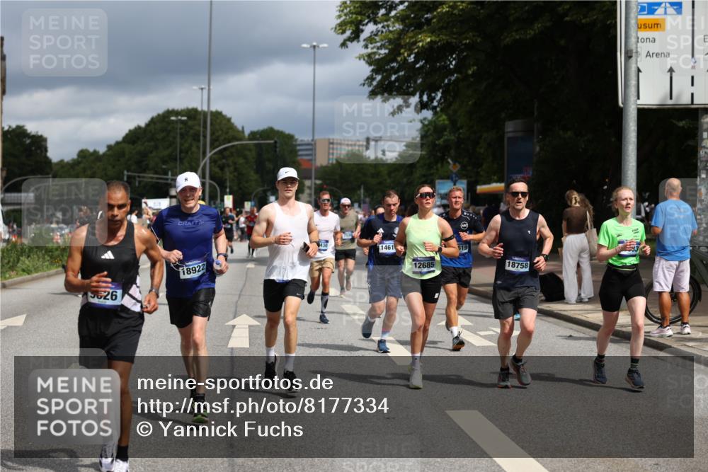 29.06.2025 - hella hamburg halbmarathon Yannick Fuchs http://msf.ph/oto/8177334 29.06.2025 10:42:09 20KM 1320, 1613, 1696, 2213, 2284, 2340, 2708, 2953, 3747, 4324, 4528, 4601, 5024, 5362, 5528, 5915, 6009, 6836, 7599, 8234, 8927, 9262, 9544, 9626, 10969, 11211, 11283, 11961, 12685, 13007, 13948, 14383, 14618, 14619, 15309, 15333, 15478, 15479, 15735, 15808, 16149, 16205, 17451, 17905, 18104, 18206, 18430, 18758, 18836, 18922, 18963, 18974, 19181 meine-sportfotos.de
