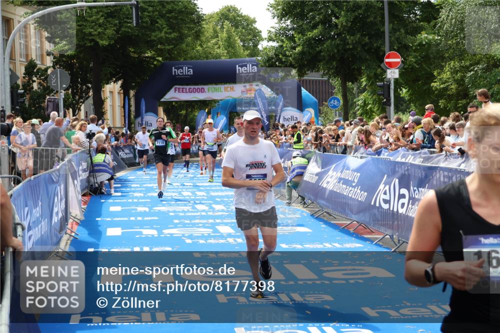 29.06.2025 - hella hamburg halbmarathon Zöllner http://msf.ph/oto/8177398 29.06.2025 10:38:26 Ziel 1042, 1710, 2745, 3014, 3431, 3790, 6095, 7110, 14992, 16075, 18761 meine-sportfotos.de