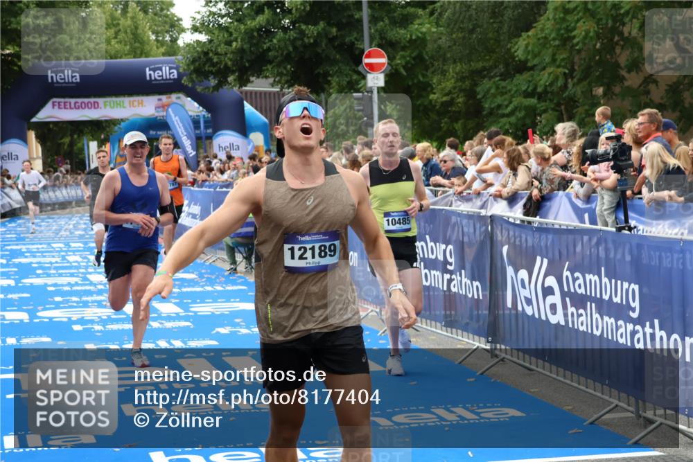 29.06.2025 - hella hamburg halbmarathon Zöllner http://msf.ph/oto/8177404 29.06.2025 10:28:07 Ziel 10485, 12189, 13383, 14757, 15883, 17488 meine-sportfotos.de