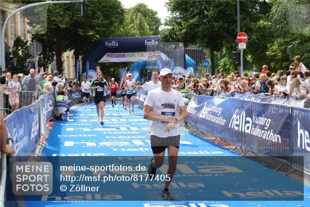 29.06.2025 - hella hamburg halbmarathon Zöllner http://msf.ph/oto/8177405 29.06.2025 10:38:26 Ziel 1042, 1710, 2745, 3014, 3431, 3790, 6095, 7110, 14992, 16075, 18761 meine-sportfotos.de