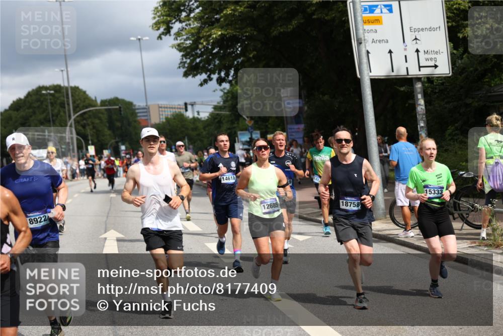 29.06.2025 - hella hamburg halbmarathon Yannick Fuchs http://msf.ph/oto/8177409 29.06.2025 10:42:10 20KM 1320, 1696, 2213, 2284, 2340, 2708, 2953, 3747, 4324, 4528, 4601, 5024, 5362, 5528, 5915, 6009, 6836, 7599, 8234, 8927, 9262, 9544, 9626, 10969, 11211, 11961, 12685, 13007, 13948, 14383, 14618, 14619, 14797, 15309, 15333, 15478, 15479, 15735, 15808, 16149, 16205, 17451, 17905, 18104, 18206, 18430, 18758, 18836, 18922, 18963, 18974, 19181 meine-sportfotos.de