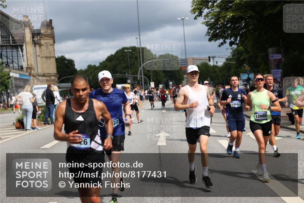 29.06.2025 - hella hamburg halbmarathon Yannick Fuchs http://msf.ph/oto/8177431 29.06.2025 10:42:10 20KM 1320, 1696, 2213, 2284, 2340, 2708, 2953, 3747, 4324, 4528, 4601, 5024, 5362, 5528, 5915, 6009, 6836, 7599, 8234, 8927, 9262, 9544, 9626, 10969, 11211, 11961, 12685, 13007, 13948, 14383, 14618, 14619, 14797, 15309, 15333, 15478, 15479, 15735, 15808, 16149, 16205, 17451, 17905, 18104, 18206, 18430, 18758, 18836, 18922, 18963, 18974, 19181 meine-sportfotos.de