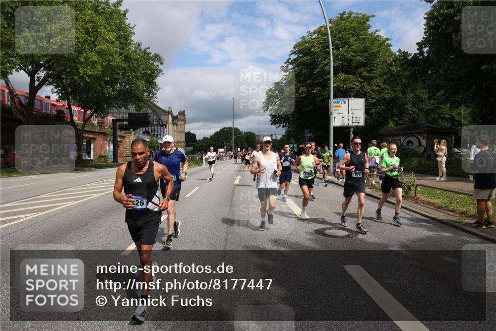 29.06.2025 - hella hamburg halbmarathon Yannick Fuchs http://msf.ph/oto/8177447 29.06.2025 10:42:11 20KM 1320, 2213, 2284, 2340, 2708, 2953, 3747, 4324, 4528, 4601, 5024, 5362, 5528, 5915, 6009, 6836, 7599, 8234, 8927, 9262, 9538, 9544, 9626, 10969, 11211, 11961, 12685, 13007, 13948, 14383, 14618, 14619, 14797, 15309, 15333, 15478, 15479, 15735, 15808, 16149, 16205, 17905, 18104, 18206, 18430, 18758, 18790, 18836, 18922, 18963, 18974, 19181 meine-sportfotos.de