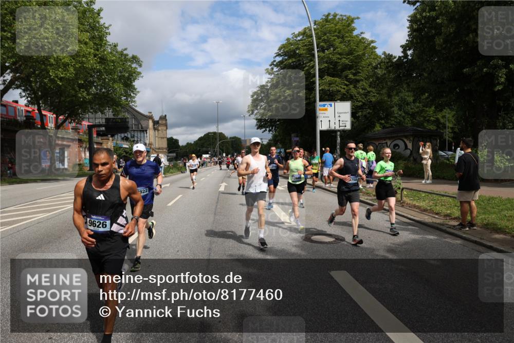29.06.2025 - hella hamburg halbmarathon Yannick Fuchs http://msf.ph/oto/8177460 29.06.2025 10:42:11 20KM 1320, 2213, 2284, 2340, 2708, 2953, 3747, 4324, 4528, 4601, 5024, 5362, 5528, 5915, 6009, 6836, 7599, 8234, 8927, 9262, 9538, 9544, 9626, 10969, 11211, 11961, 12685, 13007, 13948, 14383, 14618, 14619, 14797, 15309, 15333, 15478, 15479, 15735, 15808, 16149, 16205, 17905, 18104, 18206, 18430, 18758, 18790, 18836, 18922, 18963, 18974, 19181 meine-sportfotos.de