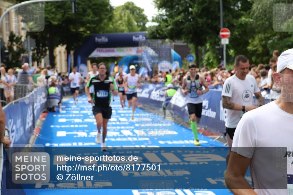 29.06.2025 - hella hamburg halbmarathon Zöllner http://msf.ph/oto/8177501 29.06.2025 10:38:28 Ziel 1042, 1710, 2745, 3014, 3431, 3790, 7110, 8571, 14992, 16075, 16280, 18357, 18761 meine-sportfotos.de