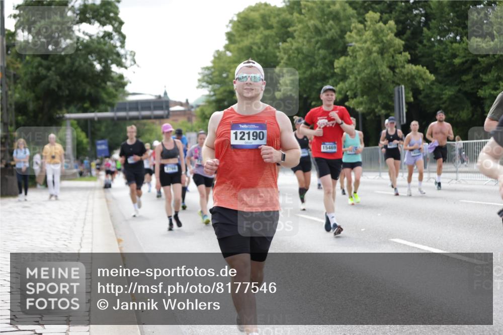 29.06.2025 - hella hamburg halbmarathon Jannik Wohlers http://msf.ph/oto/8177546 29.06.2025 10:22:30 Lombardsbrücke 1029, 1853, 2766, 3003, 3029, 3034, 5223, 5629, 6578, 6784, 6785, 7266, 7891, 9133, 9913, 10205, 10826, 12190, 13560, 13921, 14525, 14801, 15469, 15870, 16565, 16566, 16618, 16801, 16863, 17657 meine-sportfotos.de
