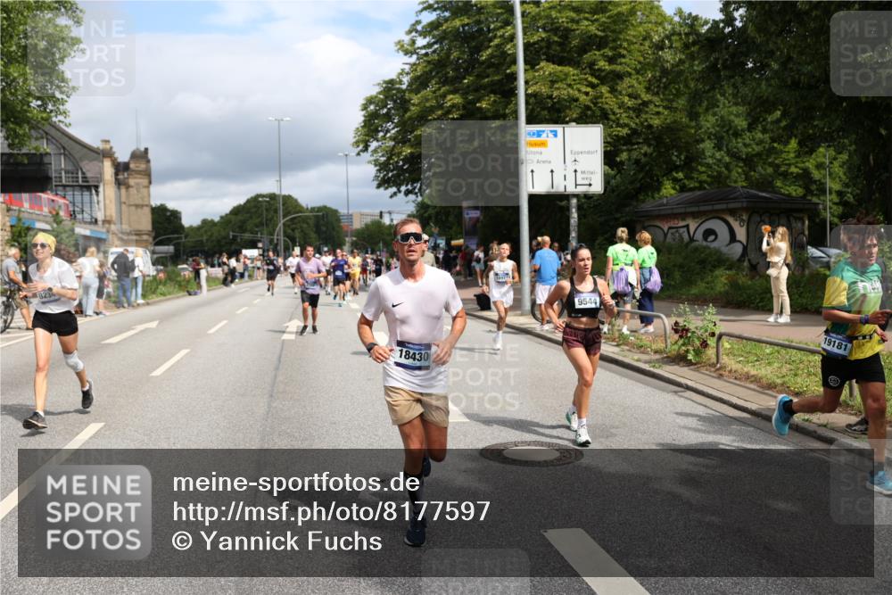 29.06.2025 - hella hamburg halbmarathon Yannick Fuchs http://msf.ph/oto/8177597 29.06.2025 10:42:13 20KM 1320, 2213, 2340, 2708, 2953, 3747, 4324, 4528, 4601, 5024, 5362, 5528, 5915, 6009, 6081, 6836, 7599, 8234, 8927, 9262, 9538, 9544, 9626, 11211, 11961, 12549, 12685, 13007, 13570, 13948, 14383, 14618, 14619, 14797, 15309, 15333, 15478, 15479, 15629, 15735, 15808, 16149, 16205, 17905, 18206, 18430, 18476, 18758, 18790, 18836, 18922, 18963, 18974, 19181 meine-sportfotos.de