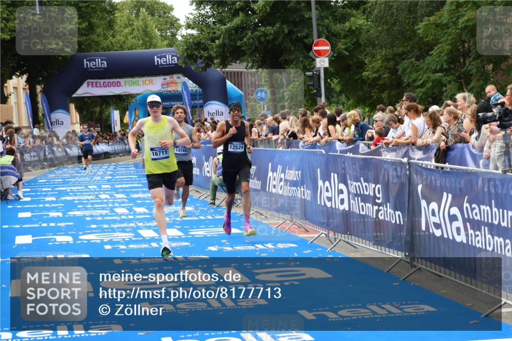 29.06.2025 - hella hamburg halbmarathon Zöllner http://msf.ph/oto/8177713 29.06.2025 10:28:27 Ziel 3075, 5328, 12529, 14140, 16711 meine-sportfotos.de