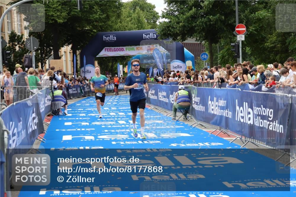 29.06.2025 - hella hamburg halbmarathon Zöllner http://msf.ph/oto/8177868 29.06.2025 10:28:33 Ziel 5328, 17374 meine-sportfotos.de