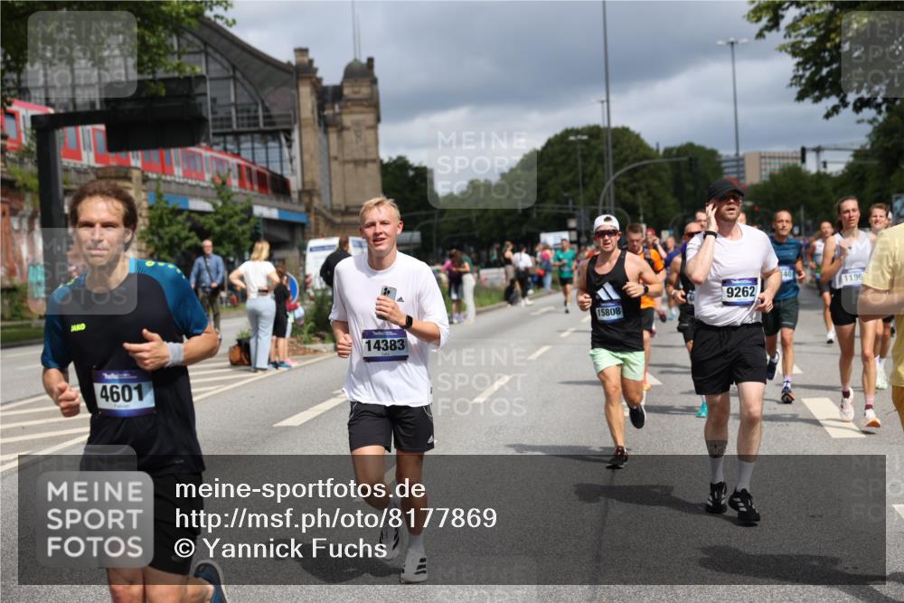 29.06.2025 - hella hamburg halbmarathon Yannick Fuchs http://msf.ph/oto/8177869 29.06.2025 10:42:21 20KM 1320, 1914, 2213, 2340, 2708, 3747, 4324, 4601, 5024, 5362, 5528, 5915, 6081, 6377, 6836, 7367, 7599, 8216, 8234, 8927, 9262, 9482, 9538, 9544, 11211, 11961, 12549, 12747, 13007, 13570, 13614, 13948, 14383, 14797, 14814, 15309, 15573, 15590, 15629, 15735, 15808, 16149, 16205, 16414, 16766, 18206, 18430, 18476, 18790, 18836, 18963, 19198 meine-sportfotos.de