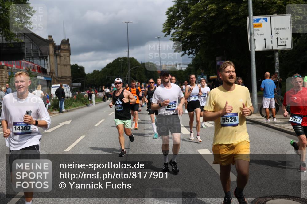 29.06.2025 - hella hamburg halbmarathon Yannick Fuchs http://msf.ph/oto/8177901 29.06.2025 10:42:22 20KM 1086, 1320, 1914, 2213, 2340, 2708, 3747, 4324, 4601, 5024, 5362, 5528, 5915, 6081, 6377, 6836, 7367, 7599, 8216, 8234, 8927, 9262, 9482, 9538, 9544, 11211, 11961, 12549, 12747, 13007, 13570, 13614, 13948, 14383, 14797, 14814, 15309, 15573, 15590, 15629, 15735, 15808, 16149, 16205, 16269, 16414, 16766, 18206, 18476, 18790, 18836, 18963, 19198 meine-sportfotos.de