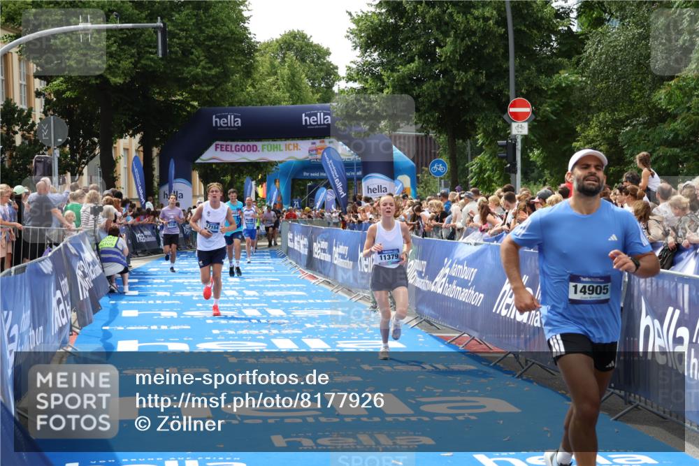 29.06.2025 - hella hamburg halbmarathon Zöllner http://msf.ph/oto/8177926 29.06.2025 10:38:40 Ziel 4148, 5248, 9403, 11379, 12772, 14905, 17154, 18188 meine-sportfotos.de