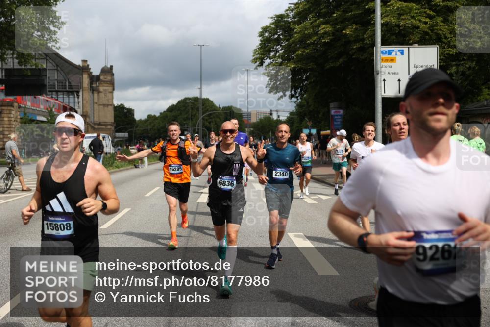 29.06.2025 - hella hamburg halbmarathon Yannick Fuchs http://msf.ph/oto/8177986 29.06.2025 10:42:24 20KM 1086, 1320, 1914, 2213, 2340, 2442, 2708, 3747, 4324, 4601, 5024, 5362, 5528, 5915, 6081, 6377, 6836, 7367, 8216, 8916, 8927, 9262, 9482, 9538, 11211, 11961, 12549, 12747, 13007, 13570, 13614, 13948, 14383, 14797, 14814, 15309, 15573, 15590, 15629, 15735, 15808, 16094, 16149, 16205, 16269, 16414, 16766, 18206, 18476, 18790, 18836, 18923, 18963, 19198 meine-sportfotos.de