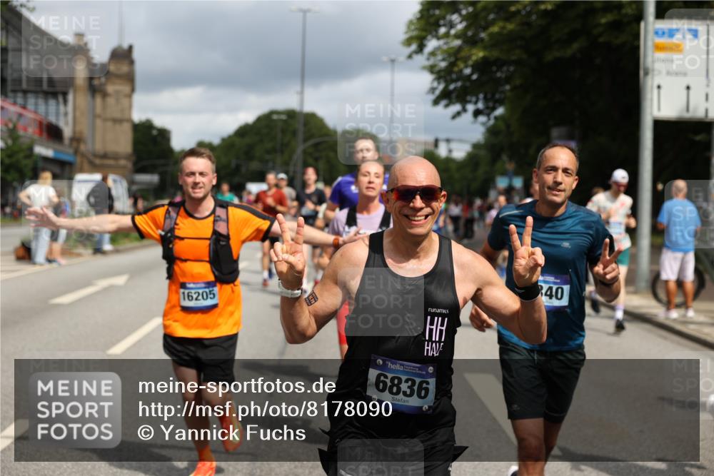 29.06.2025 - hella hamburg halbmarathon Yannick Fuchs http://msf.ph/oto/8178090 29.06.2025 10:42:25 20KM 1086, 1320, 1914, 2213, 2340, 2442, 2708, 3747, 4324, 4601, 5024, 5362, 5528, 5915, 6081, 6377, 6836, 7367, 8216, 8916, 8927, 9262, 9482, 9538, 9638, 11211, 11961, 12549, 12747, 13007, 13570, 13614, 13948, 14383, 14797, 14814, 15309, 15573, 15590, 15629, 15735, 15808, 16094, 16149, 16205, 16269, 16414, 16766, 18206, 18476, 18790, 18836, 18923, 18963, 19198 meine-sportfotos.de