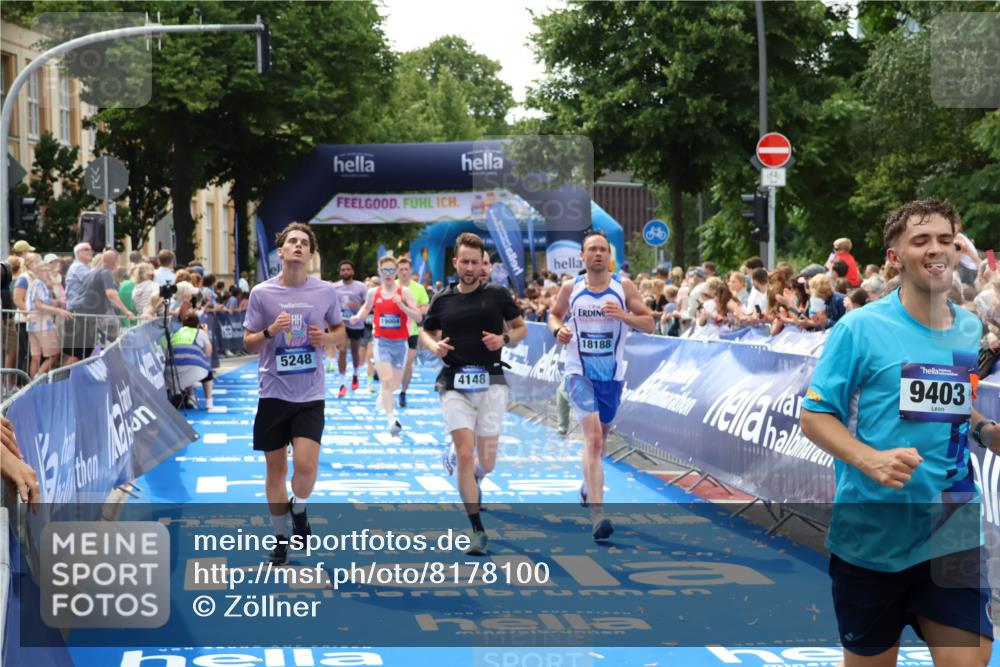 29.06.2025 - hella hamburg halbmarathon Zöllner http://msf.ph/oto/8178100 29.06.2025 10:38:47 Ziel 2296, 2719, 4148, 5248, 6684, 8450, 9264, 9403, 9540, 10218, 11055, 11281, 11282, 12772, 13800, 15372, 18188, 19004 meine-sportfotos.de