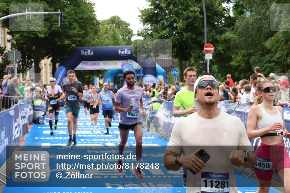29.06.2025 - hella hamburg halbmarathon Zöllner http://msf.ph/oto/8178248 29.06.2025 10:38:51 Ziel 2296, 2719, 6684, 8450, 9264, 9540, 10218, 11055, 11281, 11282, 13755, 13800, 14093, 15372 meine-sportfotos.de