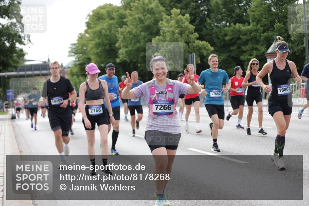 29.06.2025 - hella hamburg halbmarathon Jannik Wohlers http://msf.ph/oto/8178268 29.06.2025 10:22:34 Lombardsbrücke 1029, 1853, 2766, 3003, 3029, 3034, 4190, 4266, 5629, 6578, 6784, 6785, 7266, 7891, 9133, 9913, 10205, 10826, 12025, 12190, 12265, 13560, 13921, 14041, 14525, 14801, 15469, 16565, 16566, 16618, 16801, 16863, 17657 meine-sportfotos.de