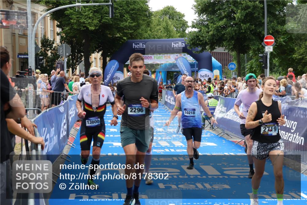 29.06.2025 - hella hamburg halbmarathon Zöllner http://msf.ph/oto/8178302 29.06.2025 10:38:53 Ziel 2296, 2719, 2980, 3783, 8958, 9264, 9540, 10218, 11055, 13755, 13800, 14093, 15257, 15372, 17722 meine-sportfotos.de