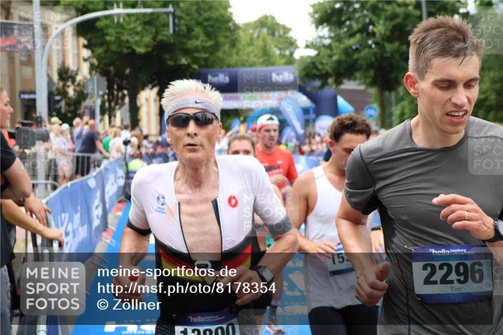 29.06.2025 - hella hamburg halbmarathon Zöllner http://msf.ph/oto/8178354 29.06.2025 10:38:55 Ziel 2980, 3783, 8958, 9264, 9540, 10218, 11055, 13137, 13755, 14093, 15257, 17722 meine-sportfotos.de